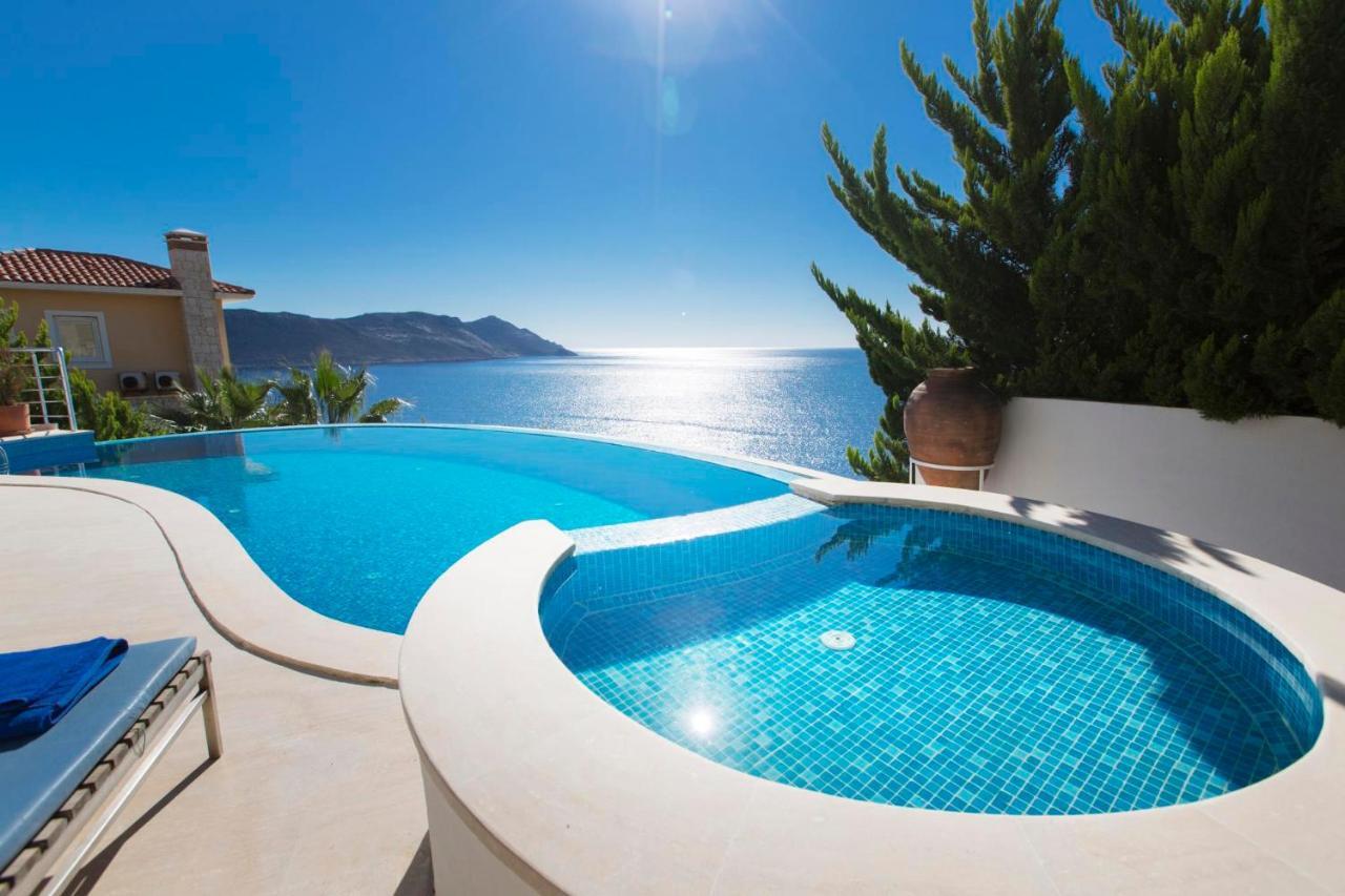 Iskenderun Villa Sleeps 10 With Pool And Air Con Yenikoy  Екстер'єр фото